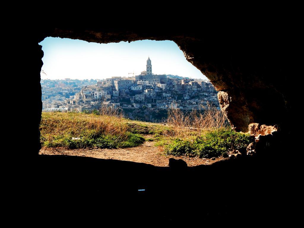 Hotel Sotto L'Arco Matera Exterior foto