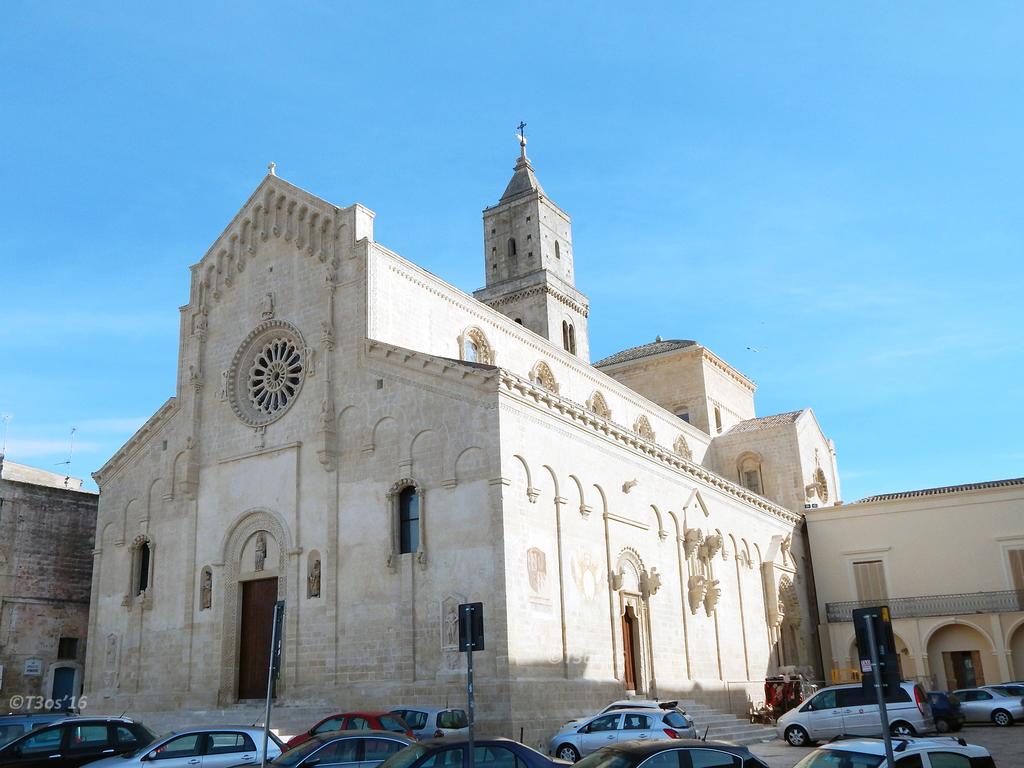 Hotel Sotto L'Arco Matera Exterior foto